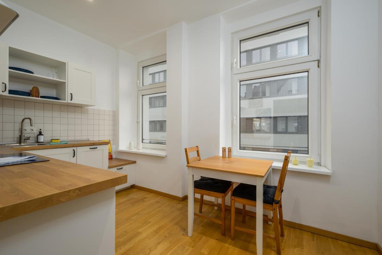 Arbio I Retro Apart Near Leipzig Hauptbahnhof מראה חיצוני תמונה