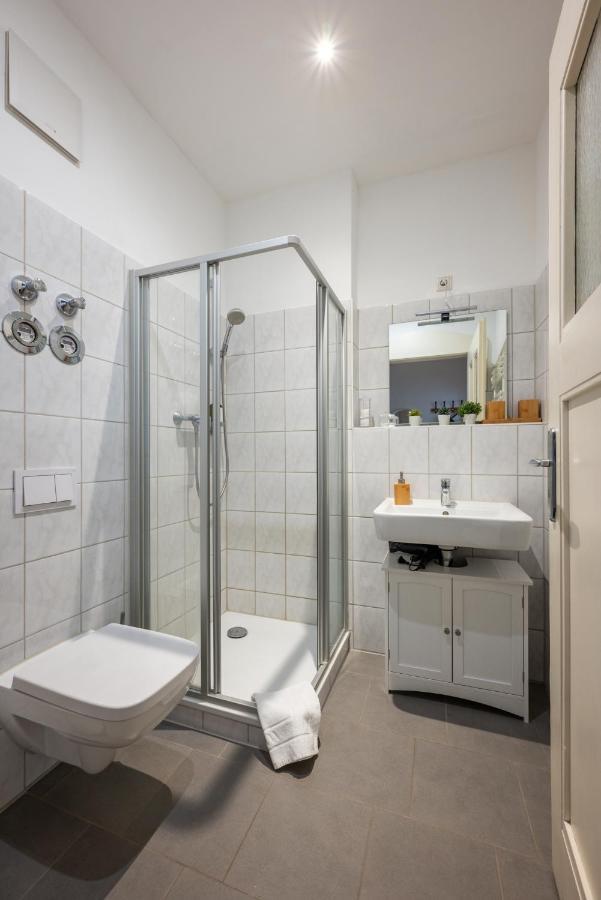 Arbio I Retro Apart Near Leipzig Hauptbahnhof מראה חיצוני תמונה