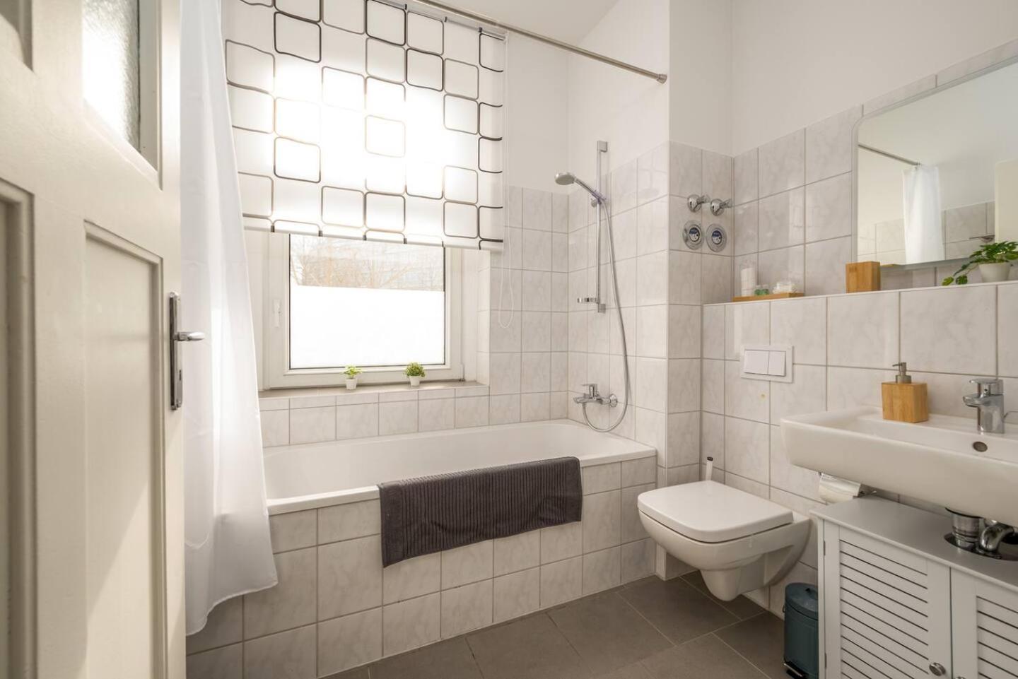 Arbio I Retro Apart Near Leipzig Hauptbahnhof מראה חיצוני תמונה