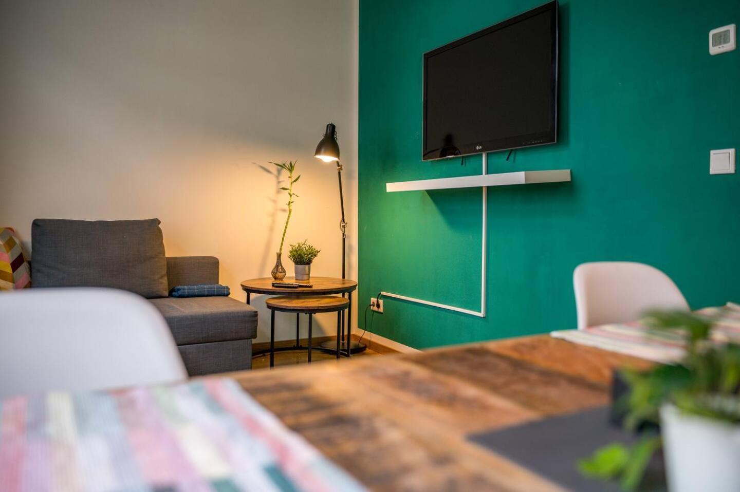 Arbio I Retro Apart Near Leipzig Hauptbahnhof מראה חיצוני תמונה